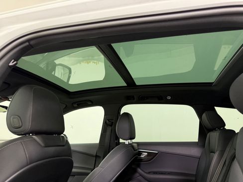 Used 2025 Audi Q7 3.0T Premium Plus image 16