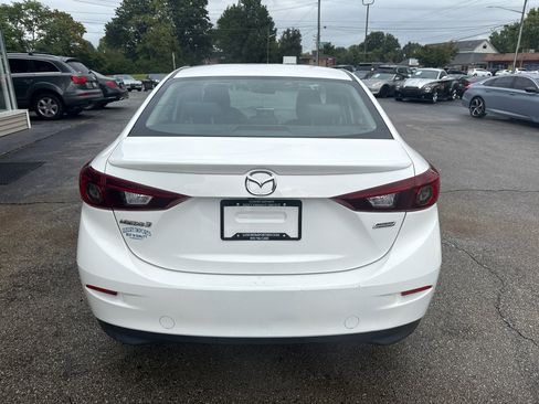 Used 2015 MAZDA MAZDA3 i Touring image 9