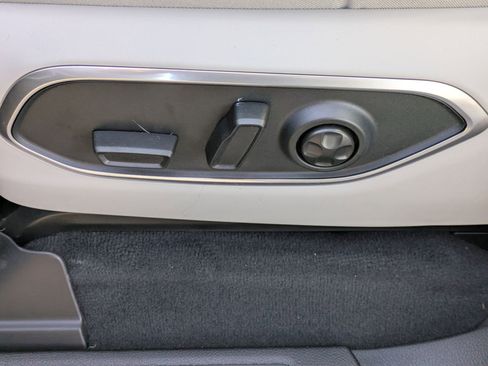 New 2026 Jeep Grand Wagoneer 2WD image 12