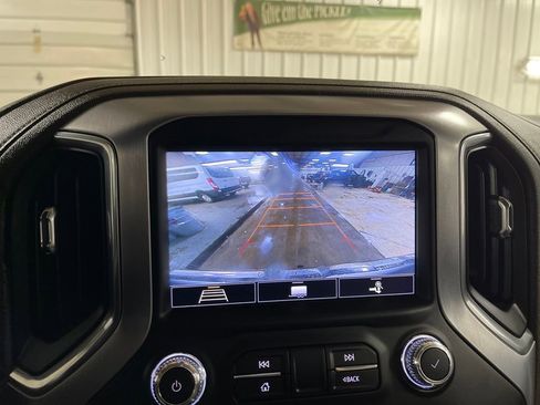 Used 2020 GMC Sierra 1500 SLT w/ SLT Premium Package image 21