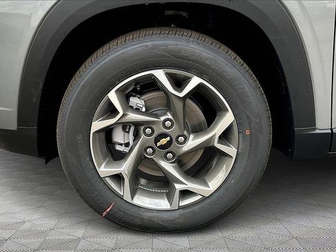 New 2026 Chevrolet Trax LT image 15