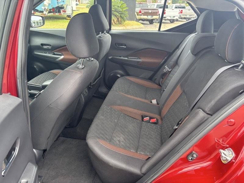 Used 2022 Nissan Kicks SR w/ Interior Electronics Package FWD image 14