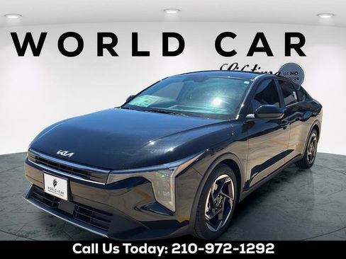 New 2026 Kia K4 EX FWD image 10