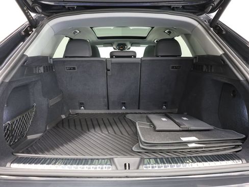 Used 2025 Audi Q5 Premium Plus w/ Premium Plus AWD/4WD image 28