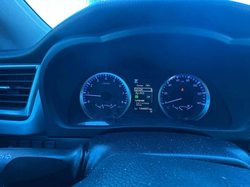 Used 2019 Toyota Highlander LE image 24