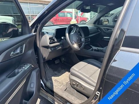 Used 2026 Chevrolet Traverse LT w/ Midnight/Sport Edition AWD/4WD image 8