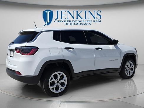 Used 2025 Jeep Compass Sport AWD/4WD image 5