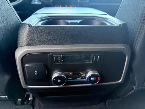 Used 2019 Ford Expedition Max XLT AWD/4WD image 36