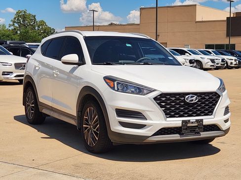 Used 2021 Hyundai Tucson SEL FWD image 3