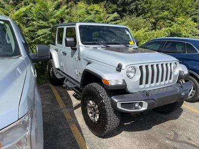 Used 2022 Jeep Wrangler Unlimited Sahara w/ Cold Weather Group