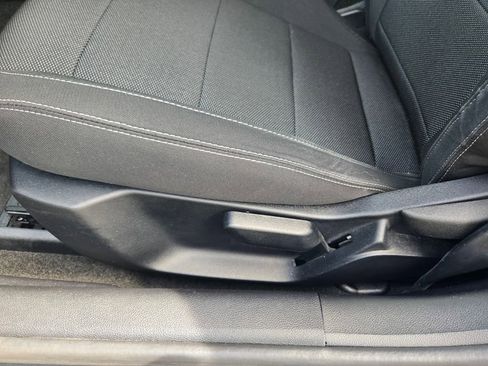 Used 2017 Ford Mustang Coupe RWD image 11