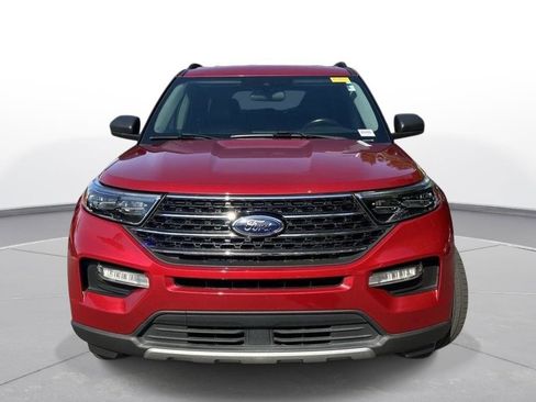 Used 2021 Ford Explorer XLT w/ Equipment Group 202A RWD image 3