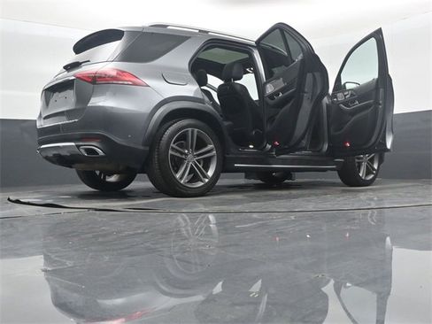 Used 2020 Mercedes-Benz GLE 350 w/ Premium Package image 48