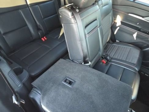 Certified 2025 Ford Explorer ST-Line RWD image 17