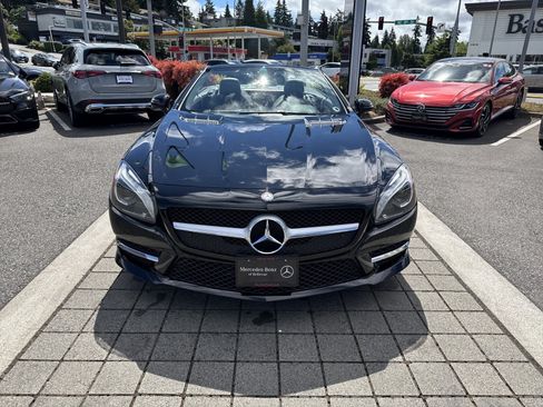 Used 2014 Mercedes-Benz SL 550 image 17