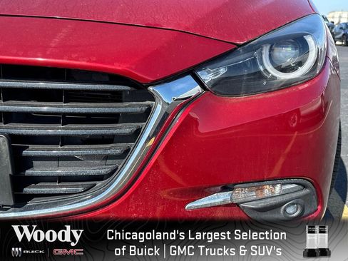 Used 2018 MAZDA MAZDA3 Grand Touring w/ Premium Equipment Package image 10