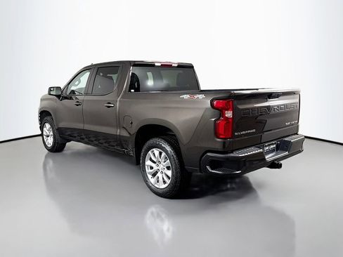 Used 2021 Chevrolet Silverado 1500 Custom image 5
