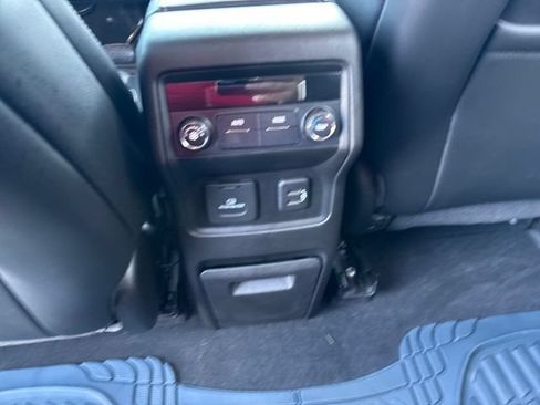 Used 2019 GMC Acadia SLT FWD image 44