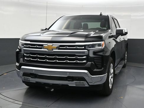 Used 2026 Chevrolet Silverado 1500 LTZ RWD image 8