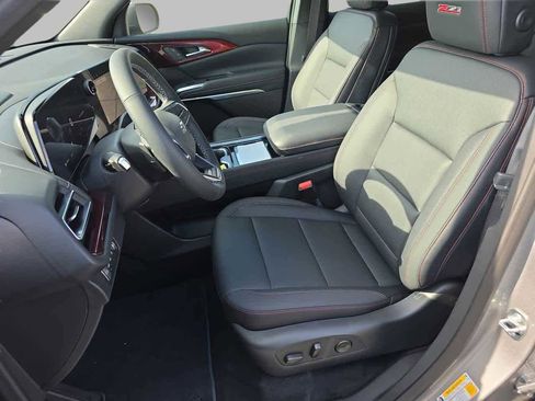 New 2026 Chevrolet Traverse Z71 w/ Driver Confidence Package image 19