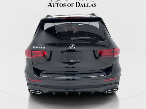 Used 2023 Mercedes-Benz GLB 250 image 9