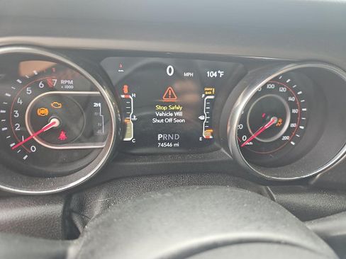 Used 2019 Jeep Wrangler Unlimited Rubicon w/ Uconnect 4C Nav & Sound Group AWD/4WD image 10
