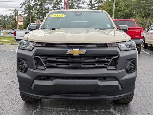 Used 2023 Chevrolet Colorado W/T image 9
