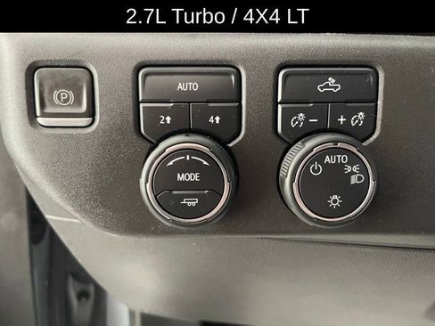 Used 2023 Chevrolet Silverado 1500 LT image 36