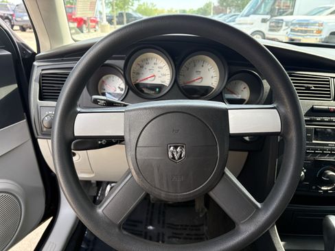 Used 2006 Dodge Charger w/ Convenience Group I RWD image 17