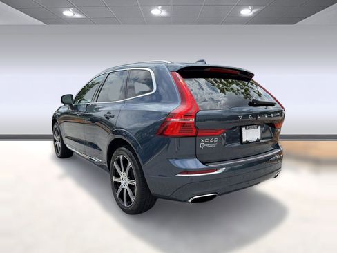 Used 2020 Volvo XC60 T5 Inscription w/ Protection Package FWD image 3