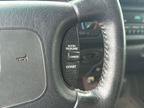 Used 1999 Dodge Ram 2500 Truck 4x4 Quad Cab image 16