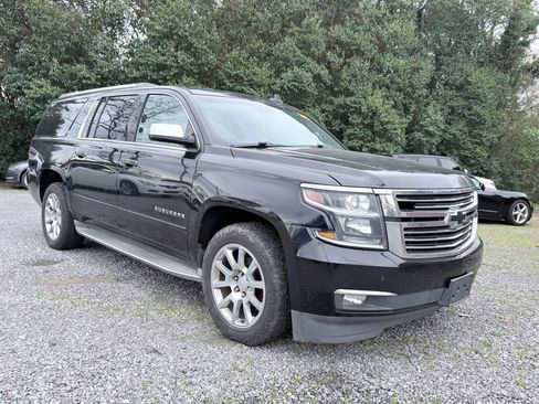 Used 2015 Chevrolet Suburban LTZ image 4
