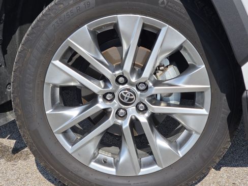 Used 2025 Toyota RAV4 Limited w/ Weather Package AWD/4WD image 10