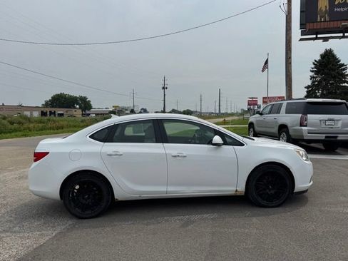 Used 2014 Buick Verano FWD image 33