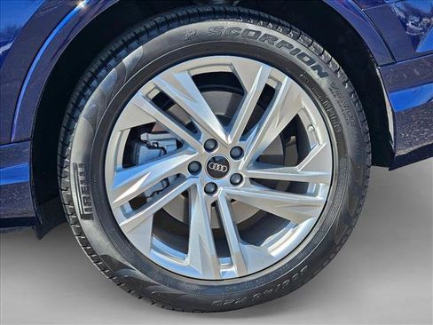 Used 2024 Audi Q7 3.0T Prestige w/ Prestige Package image 21