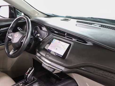 Used 2023 Cadillac XT4 Premium Luxury w/ Cold Weather Package FWD image 26