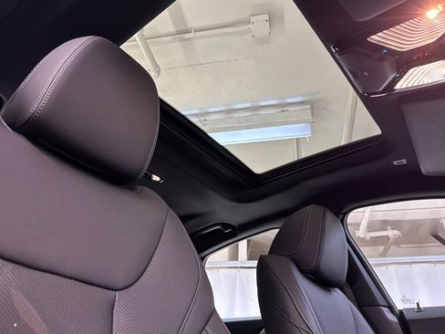 Used 2023 BMW i4 eDrive40 w/ Premium Package RWD image 15