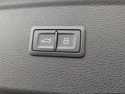 Used 2023 Audi Q5 2.0T Premium Plus w/ Premium Plus Package image 14