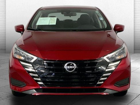 Used 2025 Nissan Versa SV FWD image 2