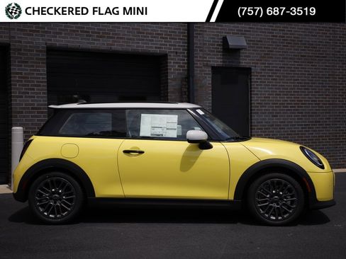 Used 2025 MINI Cooper S image 4