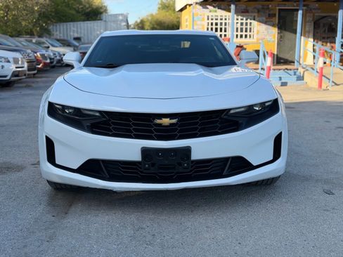 Used 2019 Chevrolet Camaro LT image 2