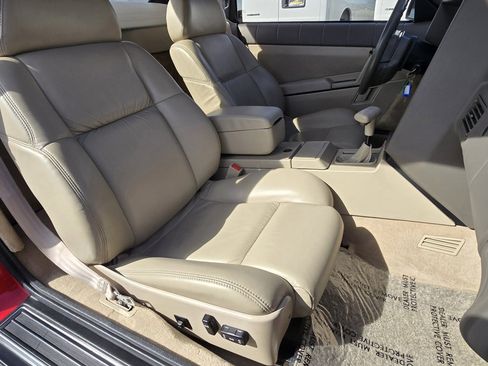 Used 1993 Cadillac Allante image 13