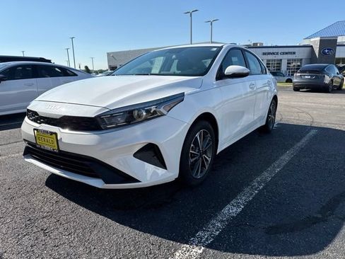 Certified 2024 Kia Forte LXS w/ LXS Technology Package FWD image 1