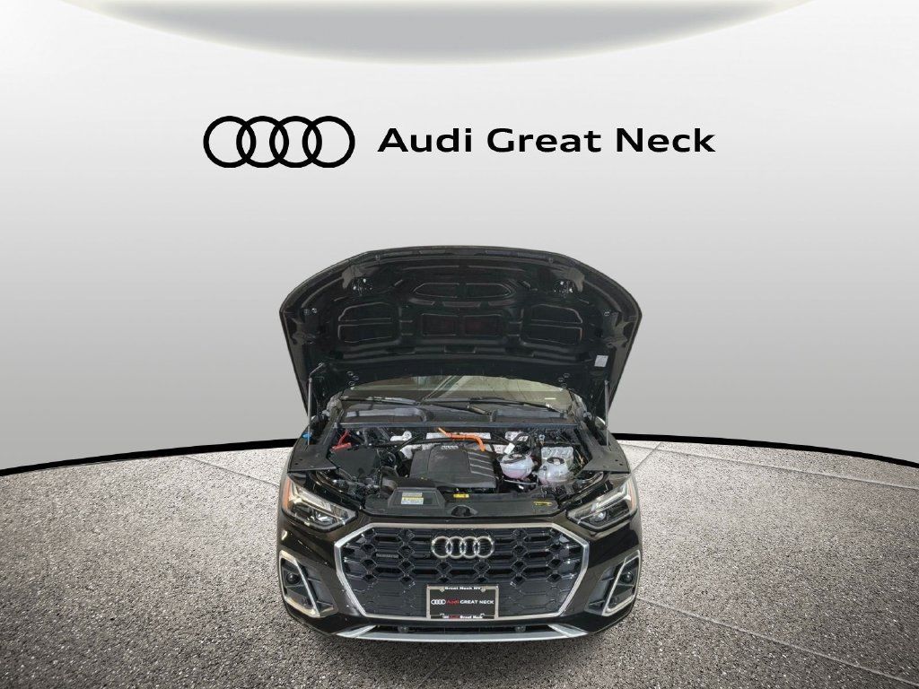Used 2023 Audi Q5 e Premium w/ Convenience Package AWD/4WD image 24