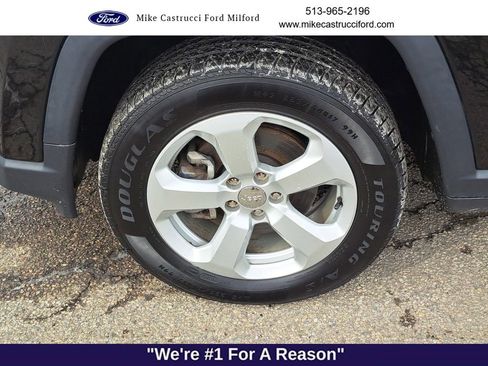 Used 2018 Jeep Compass Latitude w/ Popular Equipment Group image 9