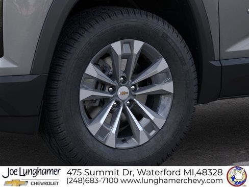 New 2026 Chevrolet Equinox LT w/ Convenience Package II FWD image 9
