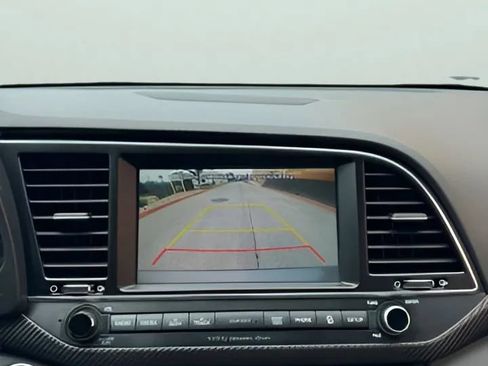 Used 2017 Hyundai Elantra Sport w/ Sport Premium Package 06 FWD image 33