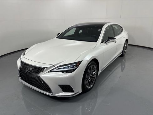 Used 2021 Lexus LS 500 AWD w/ Interior Upgrade Package image 31