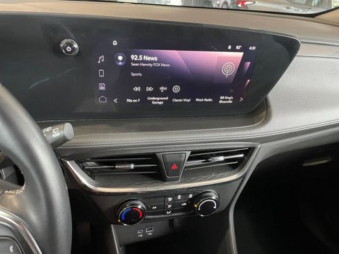 Used 2025 Buick Encore GX Preferred image 29