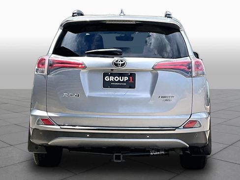 Used 2017 Toyota RAV4 Limited AWD/4WD image 5
